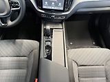 Volvo XC60 (2026) B5 2.0L 250+14 HPAT8 AWD CORE - náhled 13