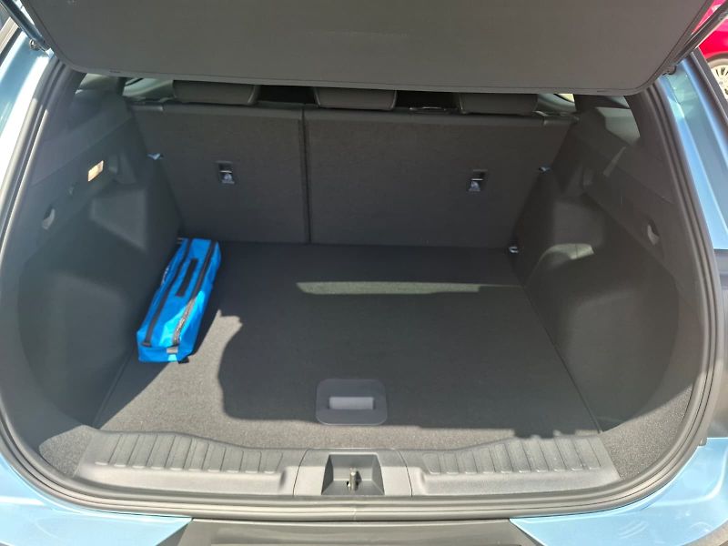 Ford Explorer (2026) Style, SUV, 58 kWh STANDARDNÍ - fotka 13 z 14
