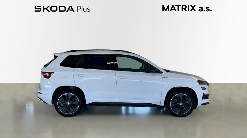 Škoda Karoq (2022) Sportline 1.5 TSI 110kW - fotka 9 z 33