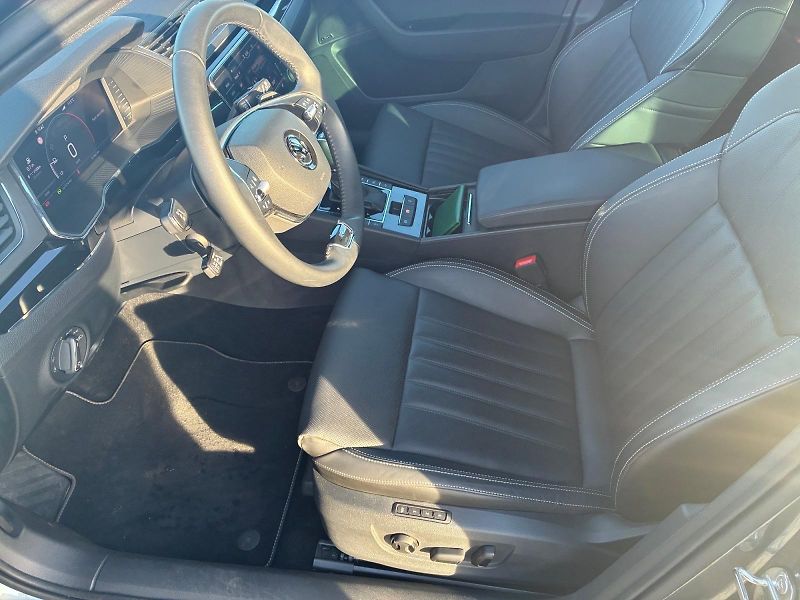 Škoda Superb (2023) L&K 2.0TDI 147kW DSG DPH TAŽNÉ - fotka 7 z 11