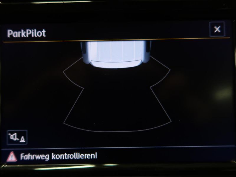 Volkswagen Caddy 1,4 TSI DSG Maxi! - fotka 26 z 33
