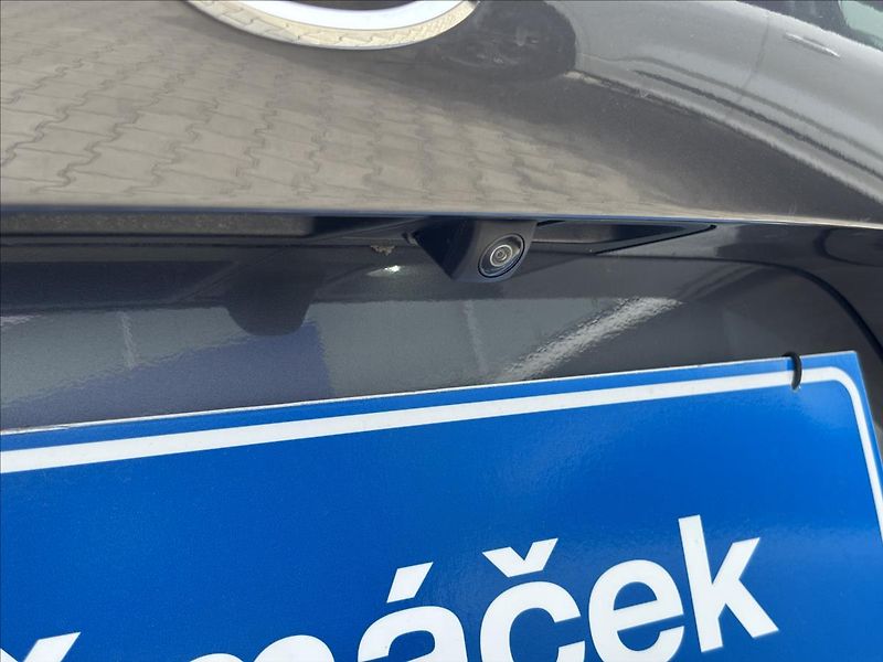 Mazda CX-60 2,5 PHEV Exlusive-Line 141kW - fotka 17 z 46