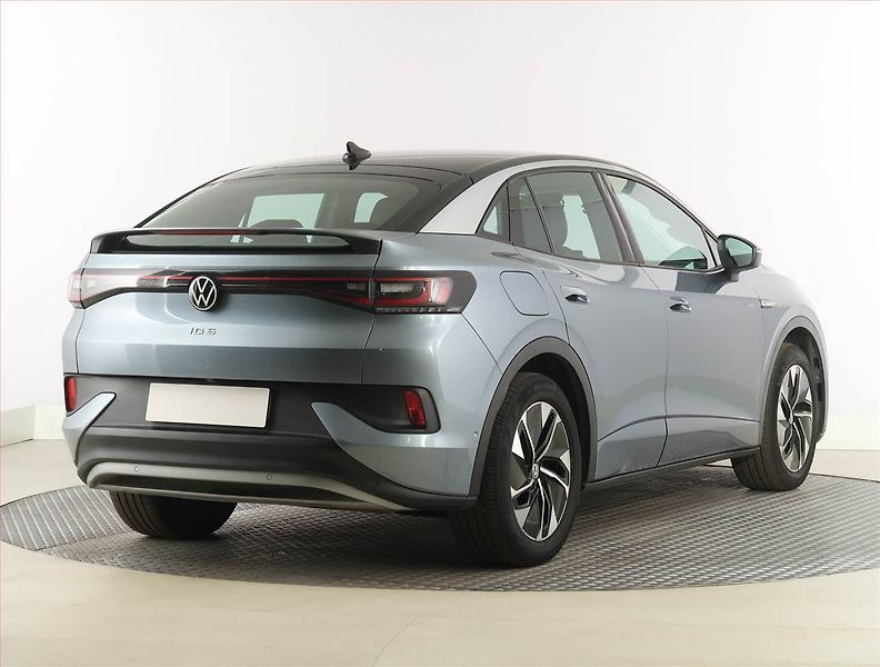 Volkswagen ID.5 (2022) Pro Perf. (82 kWh), SoH 91% - fotka 5 z 32
