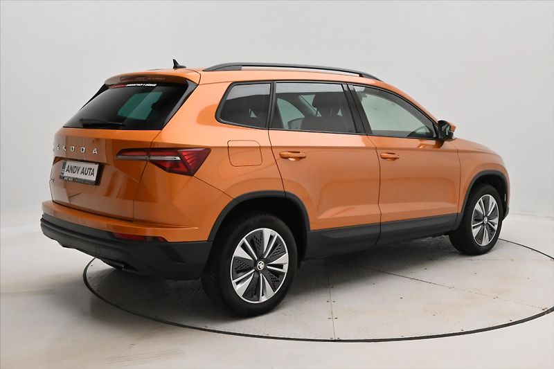 Škoda Karoq 1,5 TSI 110 kW DSG Ambition Zá - fotka 5 z 31
