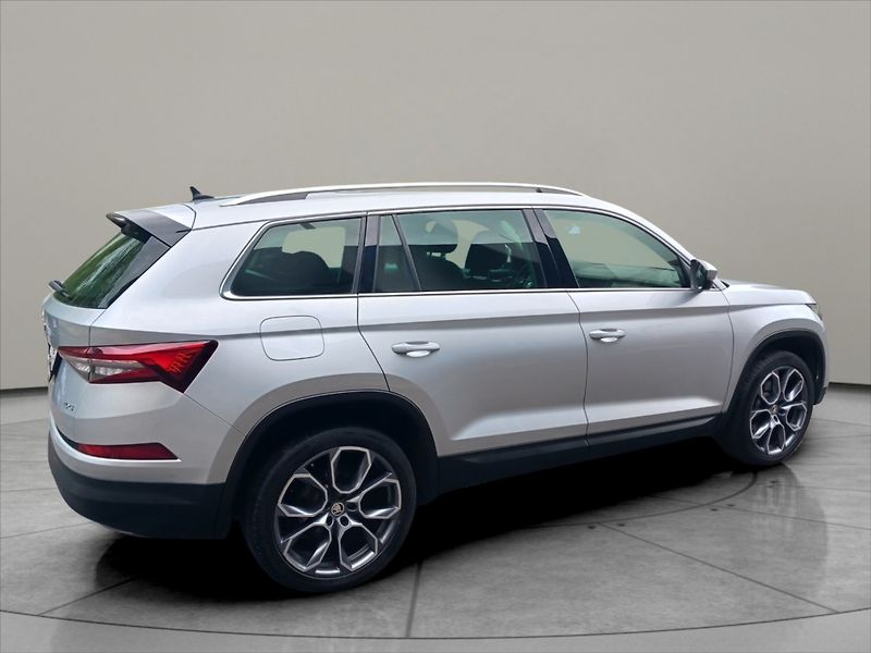 Škoda Kodiaq 2,0 147 kW DSG 4x4 STYLE PLUS - fotka 8 z 29