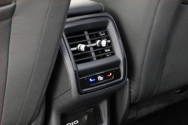 Škoda Kodiaq (2024) 2.0 TDI, Selection, Výhřevy - fotka 13 z 22