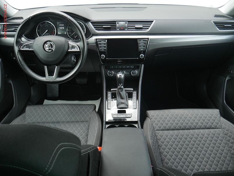Škoda Superb (2017) 1.6TDi, DSG, navi, xenon - fotka 8 z 21