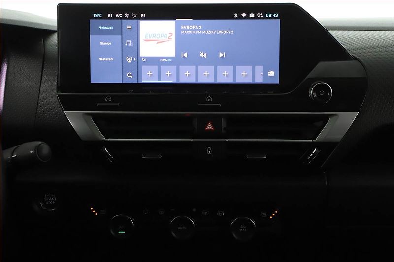 Citroën C4 (2023) 1.2 PureTech, Automat - fotka 11 z 17