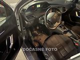 Peugeot 308 (2014) 1.6 HDi, ČR, autoAC - náhled 2