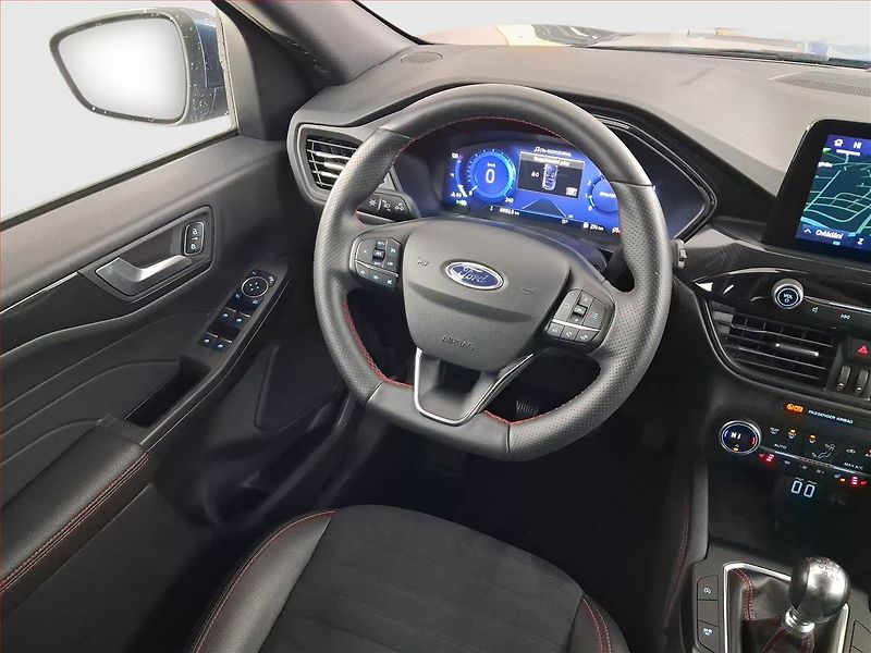 Ford Kuga (2021) ST-Line X 1.5 EcoBoost - fotka 7 z 22