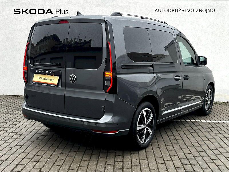 Volkswagen Caddy (2021) 1,5TSI 84KW DSG STYLE - fotka 2 z 22