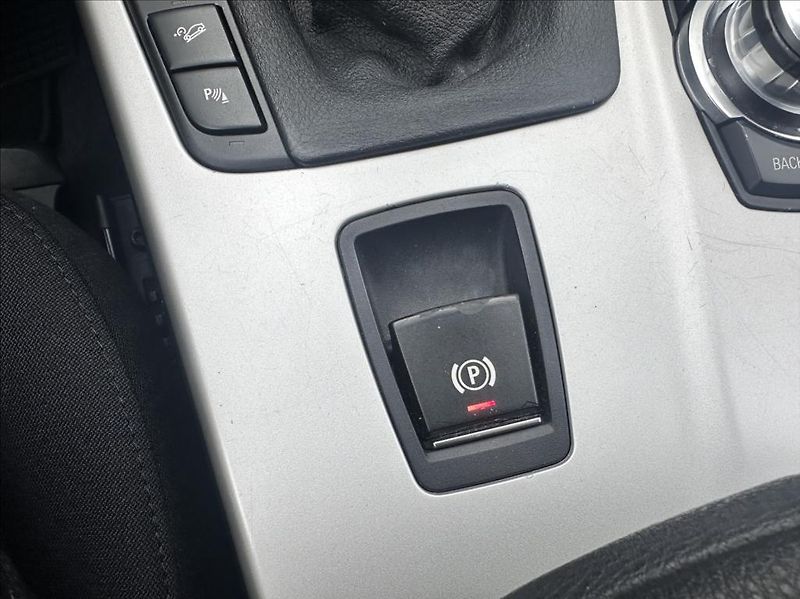 BMW X3 2,0 4x4 20i NAVIGACE - fotka 22 z 28
