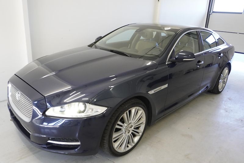 Jaguar XJ 5.0 V8 PREMIUM LUXURY - fotka 7 z 53