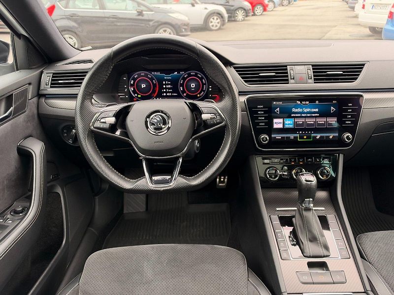 Škoda Superb (2021) Sportline 2.0 TSI 4x4 DSG - fotka 18 z 39