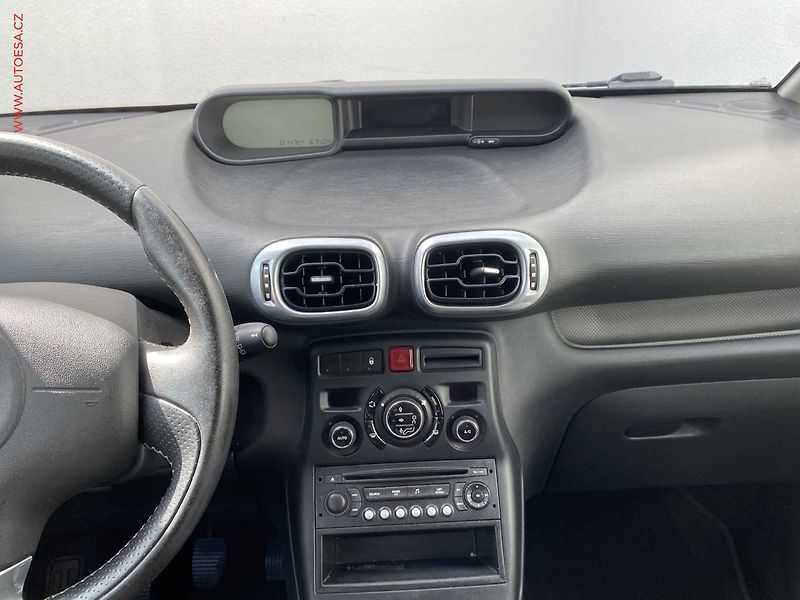 Citroën C3 Picasso (2010) 1.4i, AC, temp - fotka 12 z 14