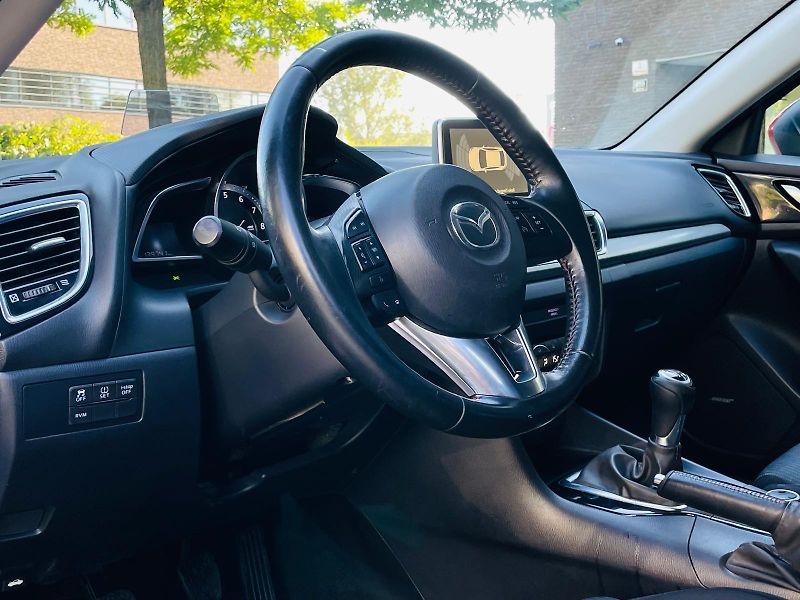 Mazda 3 2.0i MANUÁL LED KAMERA VÝHŘEV - fotka 24 z 48