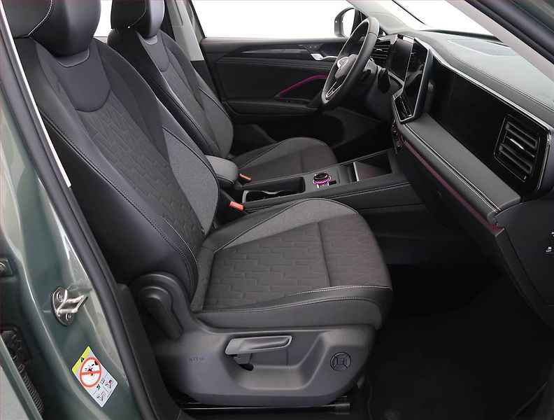 Volkswagen Tiguan (2025) Life 1.5 eTSI, digi klima - fotka 9 z 31