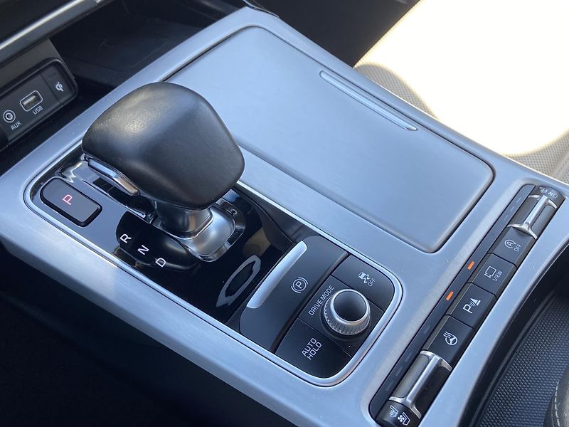 Kia Stinger 2.2 CRDi 147kW 8AT GT-Line - fotka 24 z 28