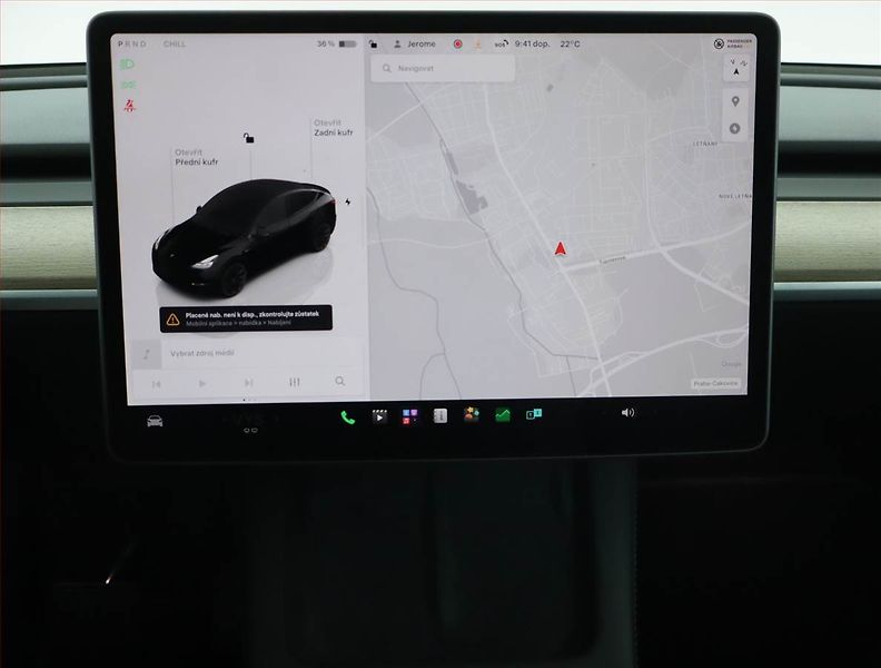 Tesla Model Y (2022) Long Range AWD 79kWh, SoH 92% - fotka 12 z 21
