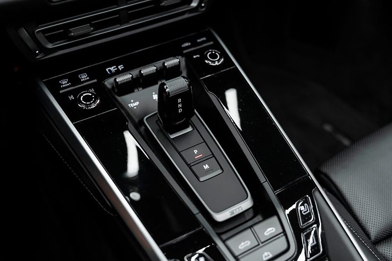 Porsche 911 4 GTS - fotka 12 z 20