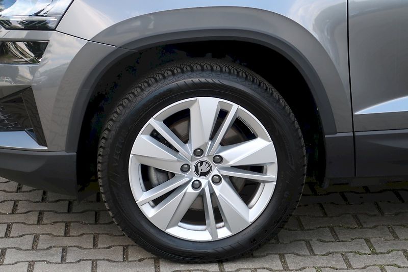 Škoda Karoq (2025) Top Selection 1.5 TSI 110 kW - fotka 7 z 28