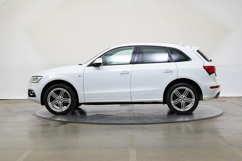 Audi Q5 - fotka 3 z 29