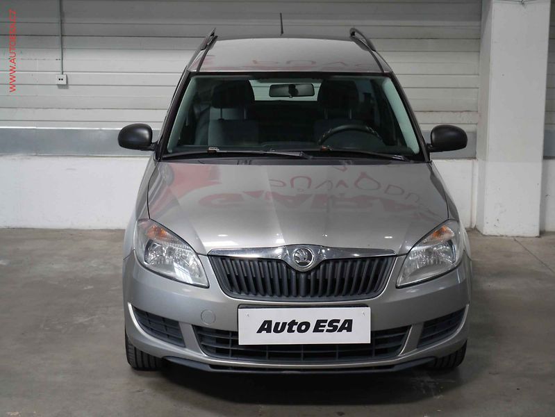 Škoda Roomster (2013) 1.2 TSI, 1.maj, AC, STK7/28 - fotka 2 z 14