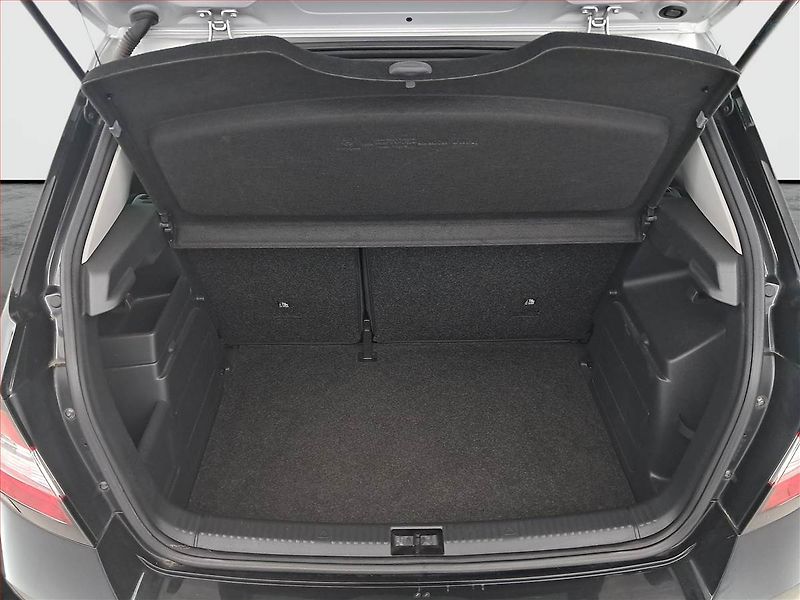 Škoda Fabia (2017) Style 1.0 TSI, ČR,1.maj - fotka 13 z 15