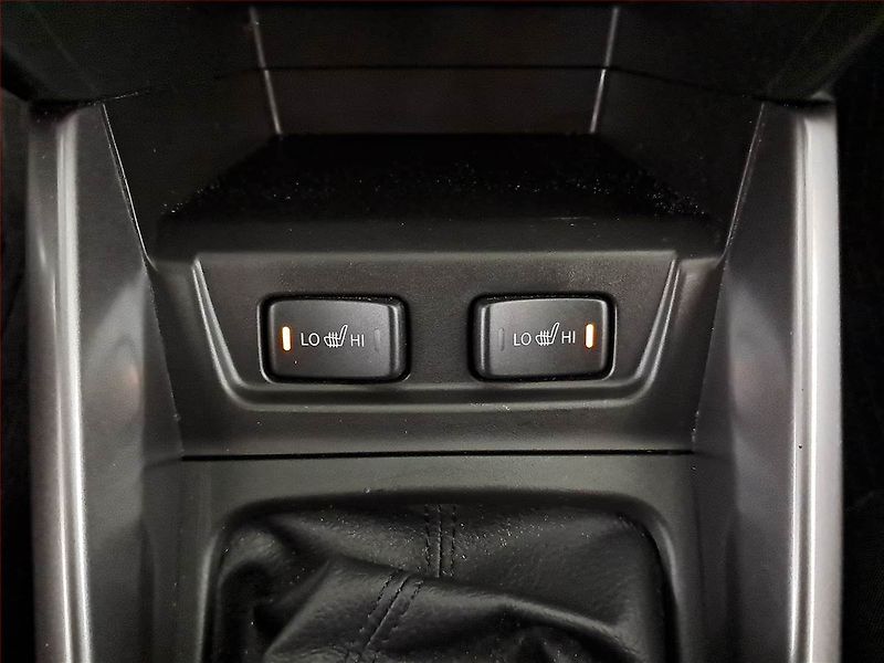 Suzuki Vitara (2023) 1.4 BoosterJet - fotka 18 z 22