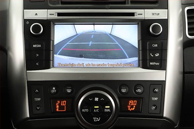 Toyota Verso (2014) 1.6 D-4D, Tempomat - fotka 10 z 14