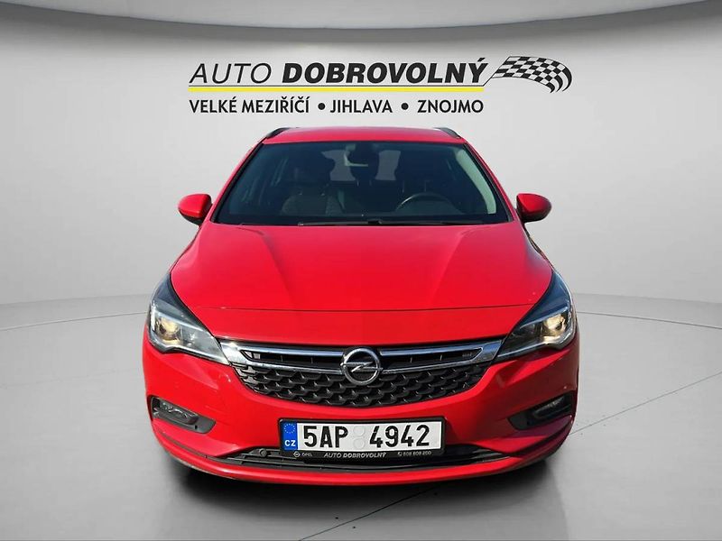 Opel Astra K 1.4 TURBO  Sports Tourer Fle - fotka 2 z 44
