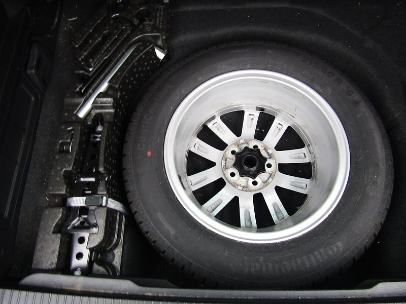 Volkswagen Passat (2021) 2.0 TDI 110kW DSG ACC - fotka 24 z 46