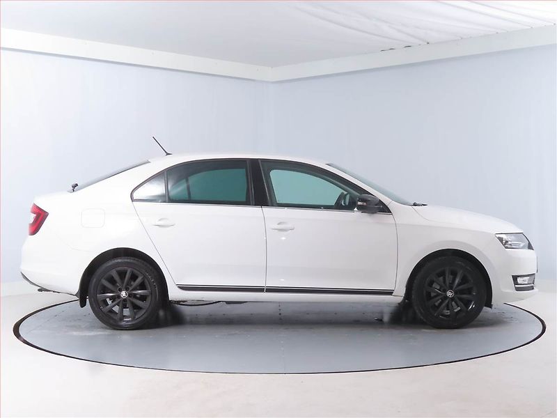 Škoda Rapid (2017) Style 1.0 TSI, Xenony - fotka 6 z 15