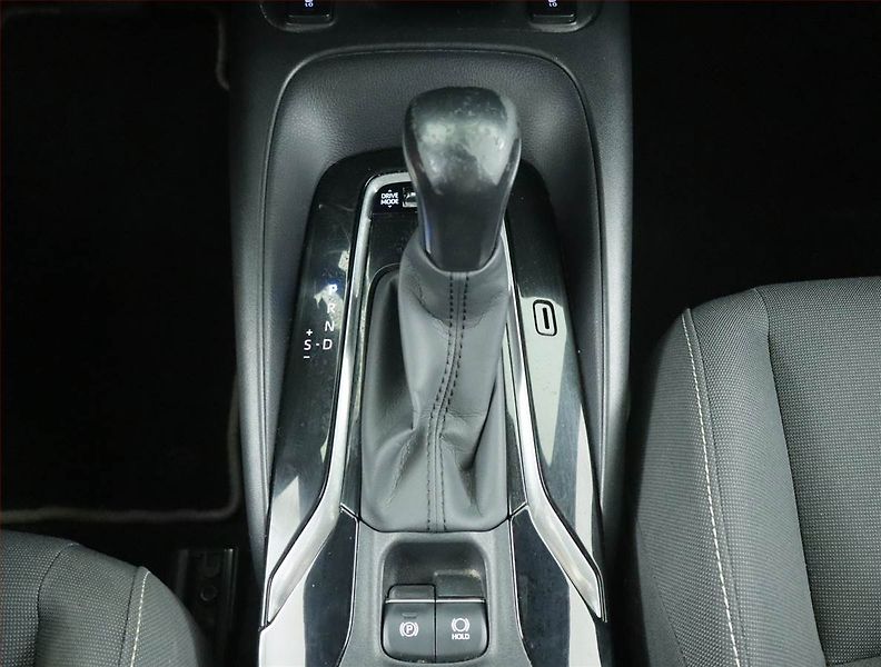 Toyota Corolla (2021) 2.0 Hybrid, Automat, Navi - fotka 13 z 16