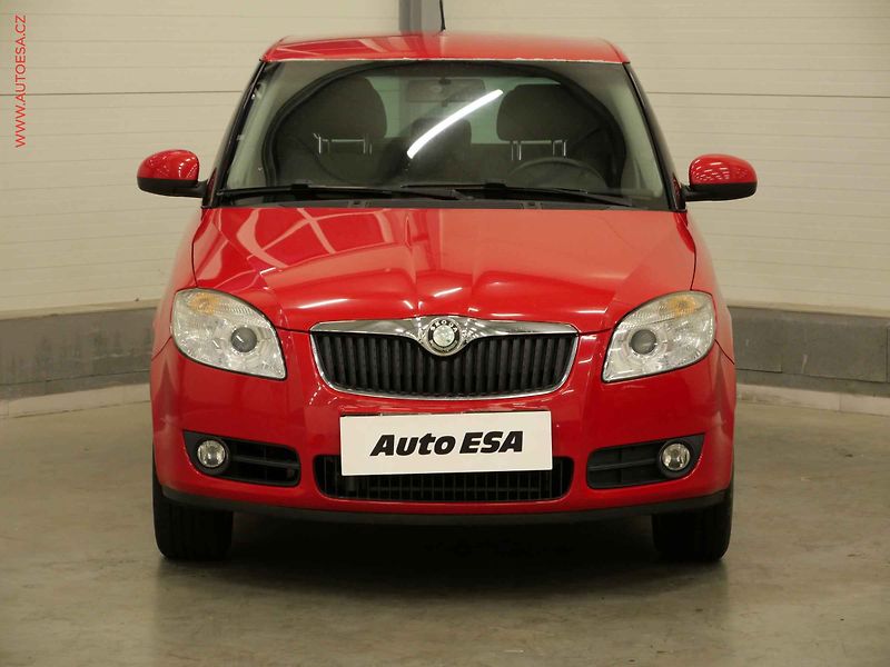 Škoda Fabia (2008) 1.4 16V, ČR, Sport, TZ - fotka 2 z 18