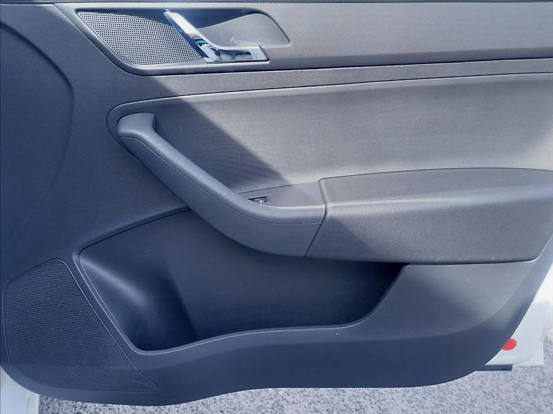 Škoda Rapid 1.2TSI 77kW  NOVÝ MOTOR - fotka 30 z 47