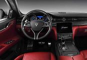 Maserati Quattroporte.
