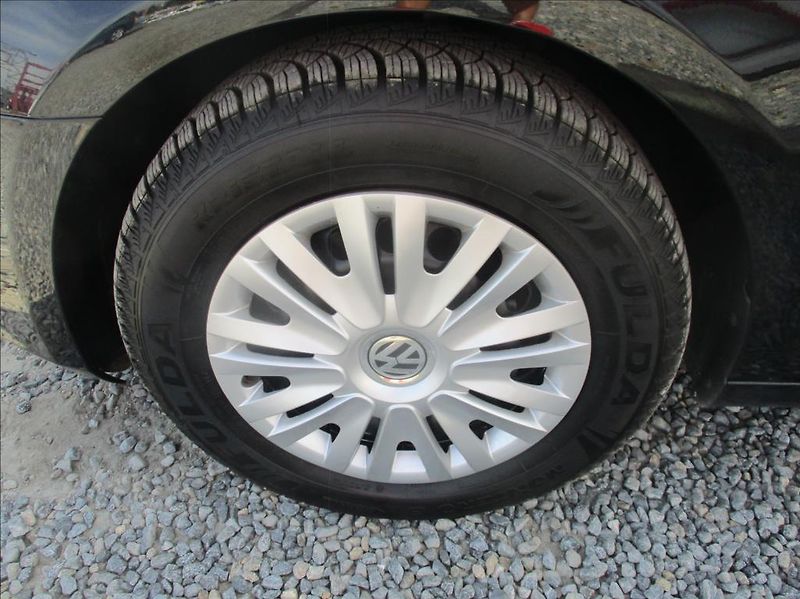 Volkswagen Golf 1,6 i, klima,serviska,1.maj., - fotka 25 z 39