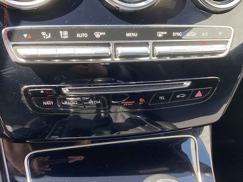Mercedes-Benz Třídy C (2017) 2.0T C200, Avantgarde, LED - fotka 15 z 18