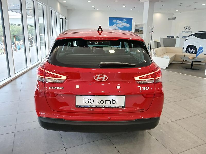 Hyundai i30 (2026) 1,0 T-GDI GO Czech! - fotka 4 z 16