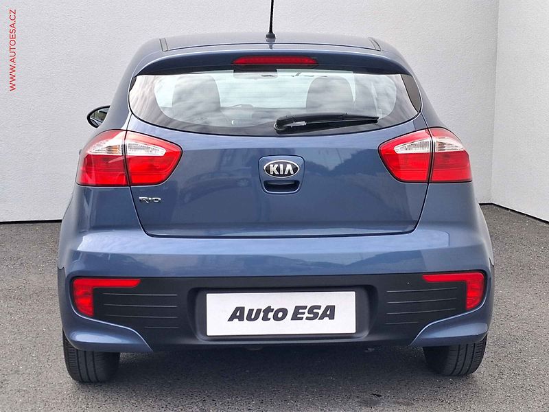 Kia Rio (2017) 1.3i, 2.maj,ČR, Klima - fotka 5 z 15