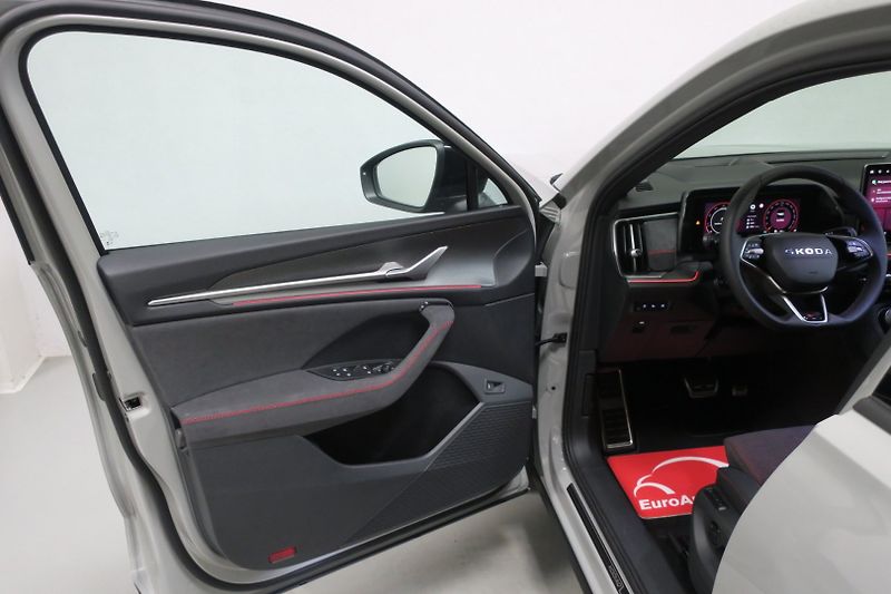 Škoda Kodiaq (2026) RS 2.0 TSI 195 kW Nez.Top+PANO - fotka 6 z 40