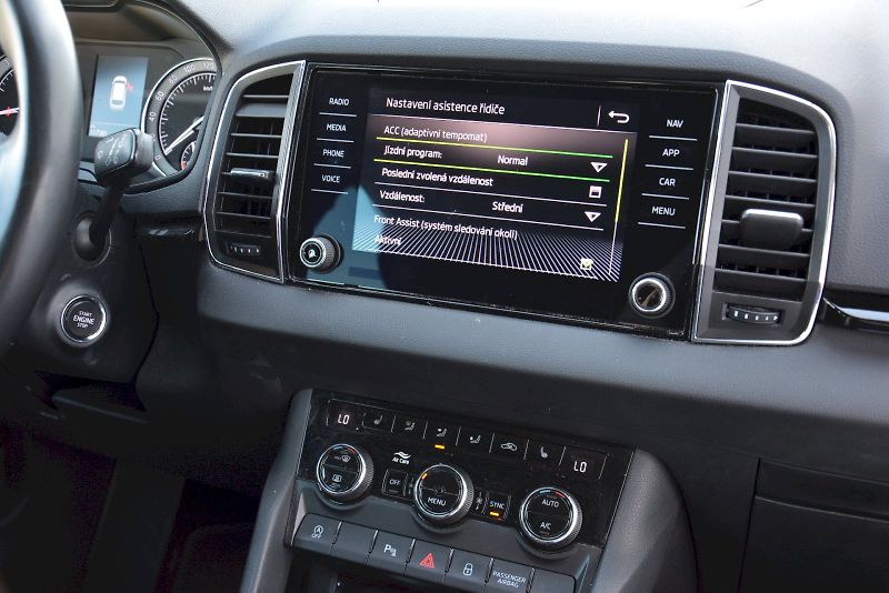 Škoda Karoq (2019) 1.5 TSI 110 KW Style DSG 7 Aut - fotka 20 z 26