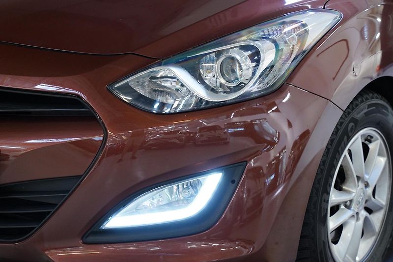 Hyundai i30 - fotka 9 z 30