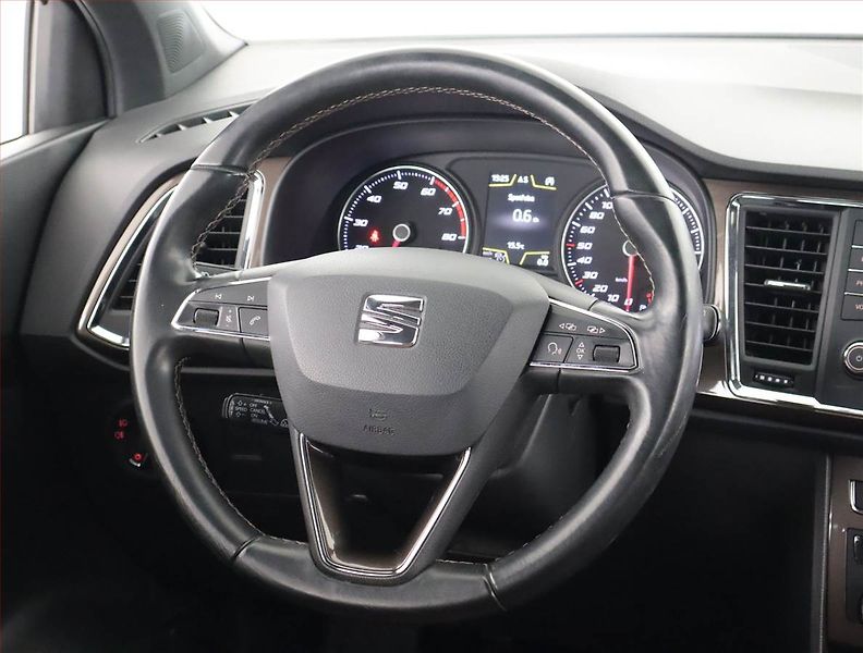 Seat Ateca (2017) 1.4 TSI, 4X4, ČR,1.maj - fotka 18 z 25