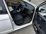 Hyundai i20 1.3 /63kW - náhled 14