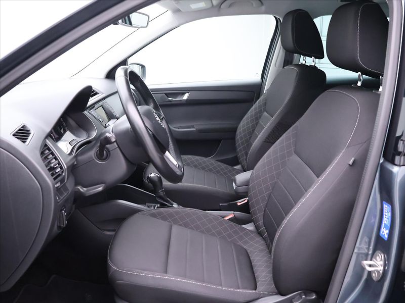 Škoda Fabia 1,0 TSI 81kW Style DSG CZ DPH - fotka 10 z 29