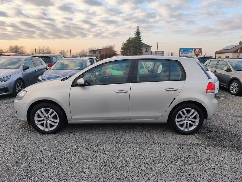 Volkswagen Golf (2011) - fotka 8 z 31