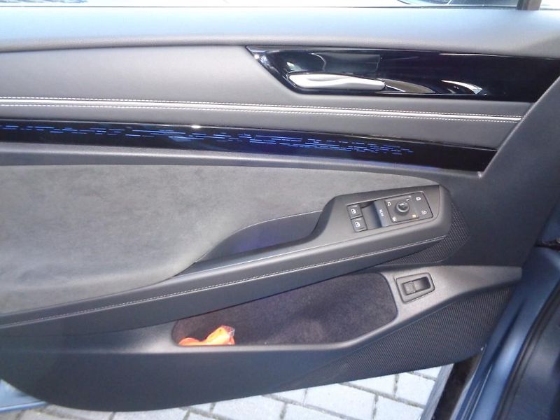 Volkswagen ID.7 Tourer Pro People  210 kW, 77 kWh - fotka 10 z 30