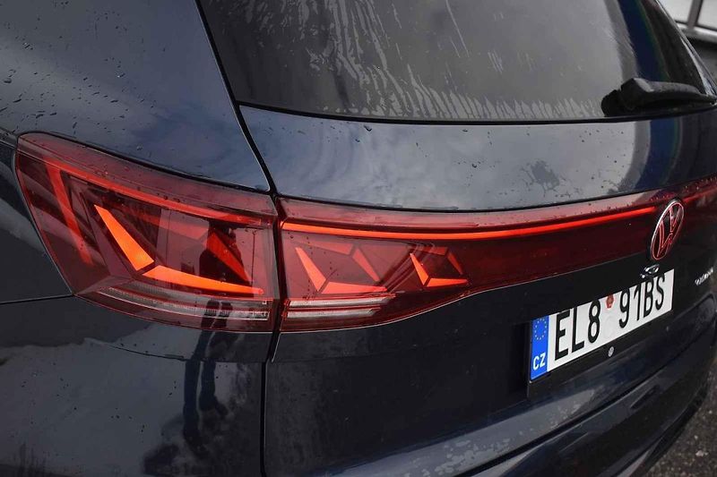 Touareg přímo touží po jízdě v obtížných podmínkách